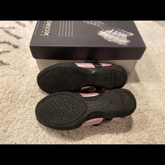 NWT Geox Respira Mary Jane Shoes size 32 / US 1 - Picture 4 of 7